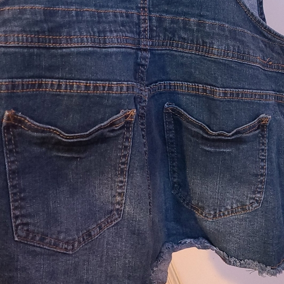 Ripped Denim Short Overall - Picture 3 of 4